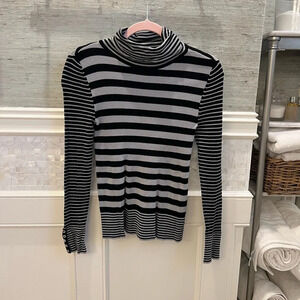 Whbm White House black market gray stripe ribbed turtleneck medium m top sweater